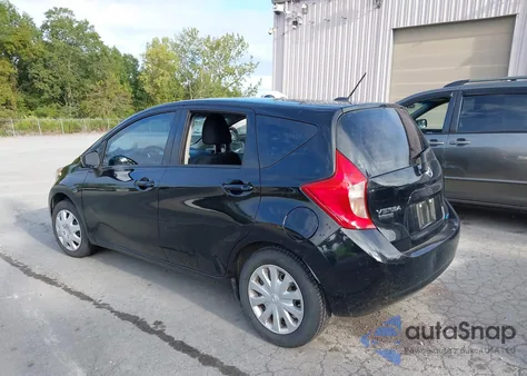 2016 Nissan Versa Note S (Sr)/S Plus/Sl/Sr/Sv z USA, uszkodzony, nr VIN 3N1CE2CP0GL401728